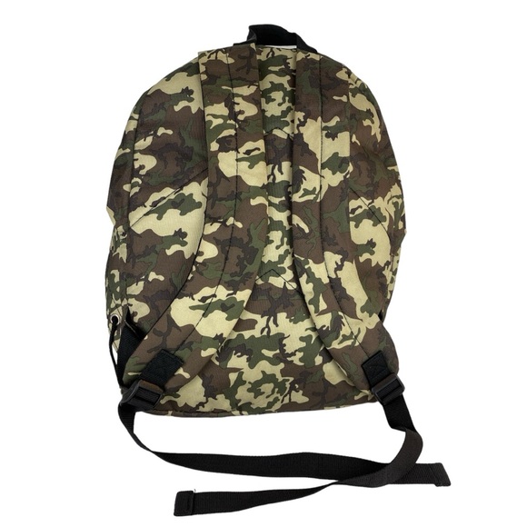 Zipit Grillz Backpack Green/Brown Camo - Picture 2 of 10